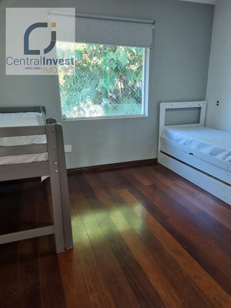 Casa, 3 quartos, 395 m² - Foto 1