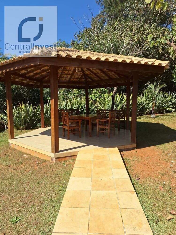Casa de Condomínio à venda com 3 quartos, 230m² - Foto 4