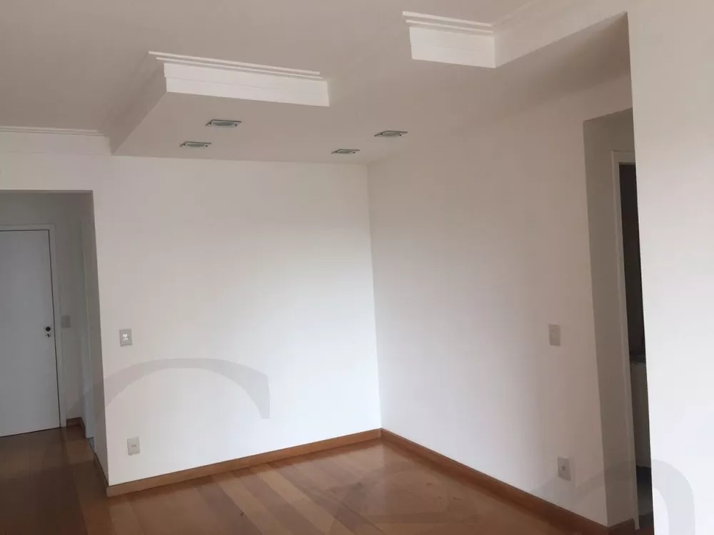 Apartamento para alugar com 3 quartos, 75m² - Foto 1