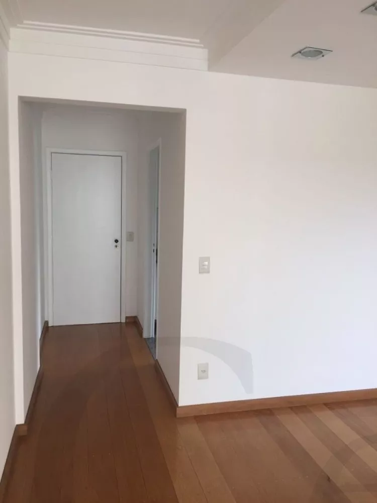 Apartamento para alugar com 3 quartos, 75m² - Foto 4