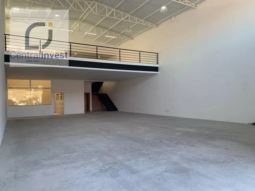 Depósito-Galpão-Armazém para alugar, 350m² - Foto 1