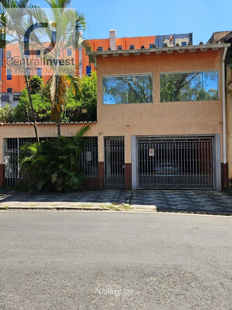 Casa, 4 quartos, 230 m² - Foto 1
