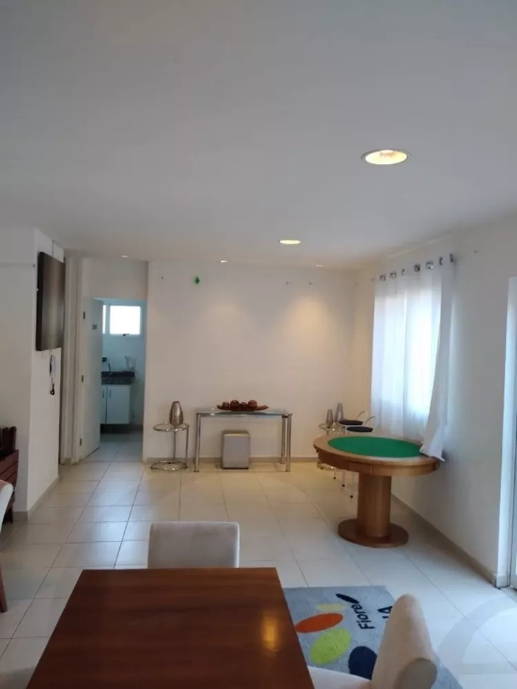 Apartamento à venda e aluguel com 2 quartos, 70m² - Foto 14