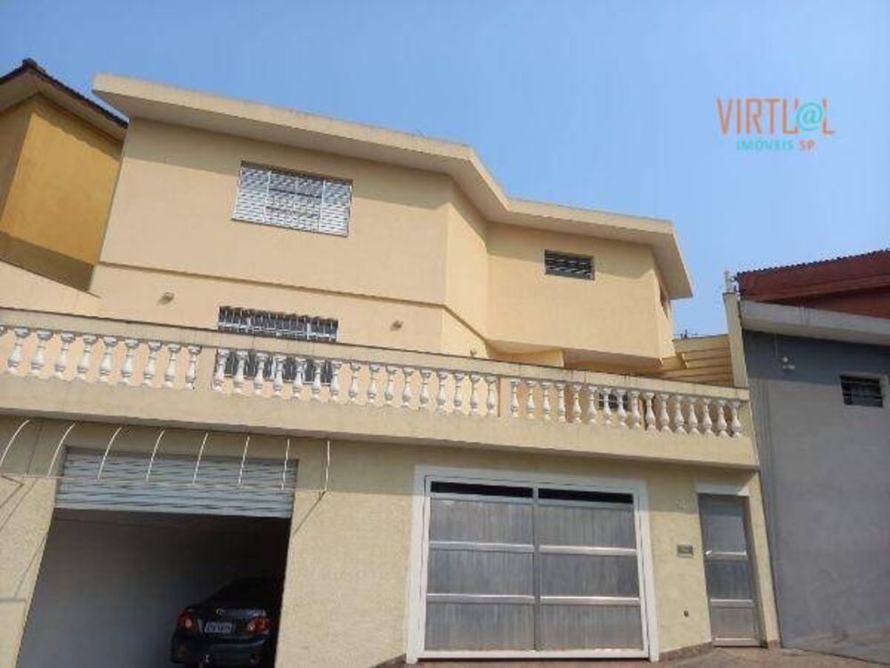 Casa, 3 quartos, 259 m² - Foto 1