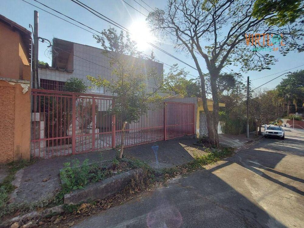 Casa, 3 quartos, 217 m² - Foto 1