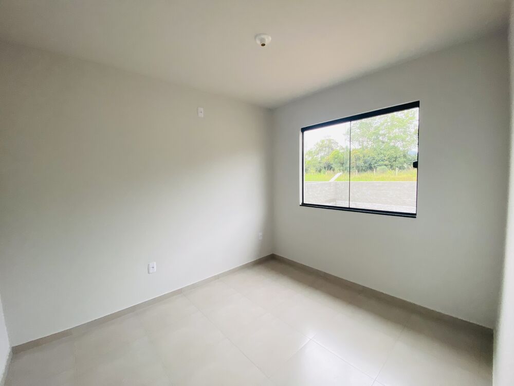 Casa à venda com 2 quartos, 49m² - Foto 6
