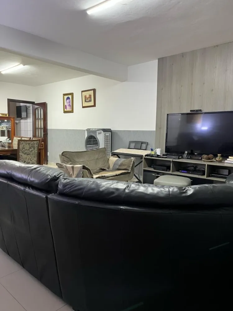 Sobrado, 3 quartos, 312 m² - Foto 2