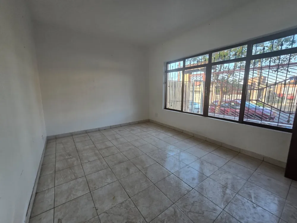 Casa, 3 quartos, 212 m² - Foto 2