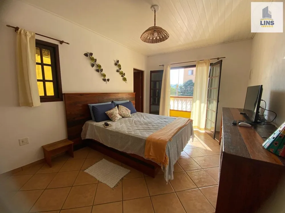 Sobrado, 4 quartos, 236 m² - Foto 14