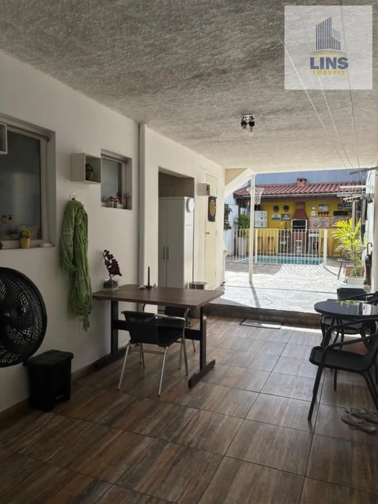 Casa, 3 quartos, 240 m² - Foto 10