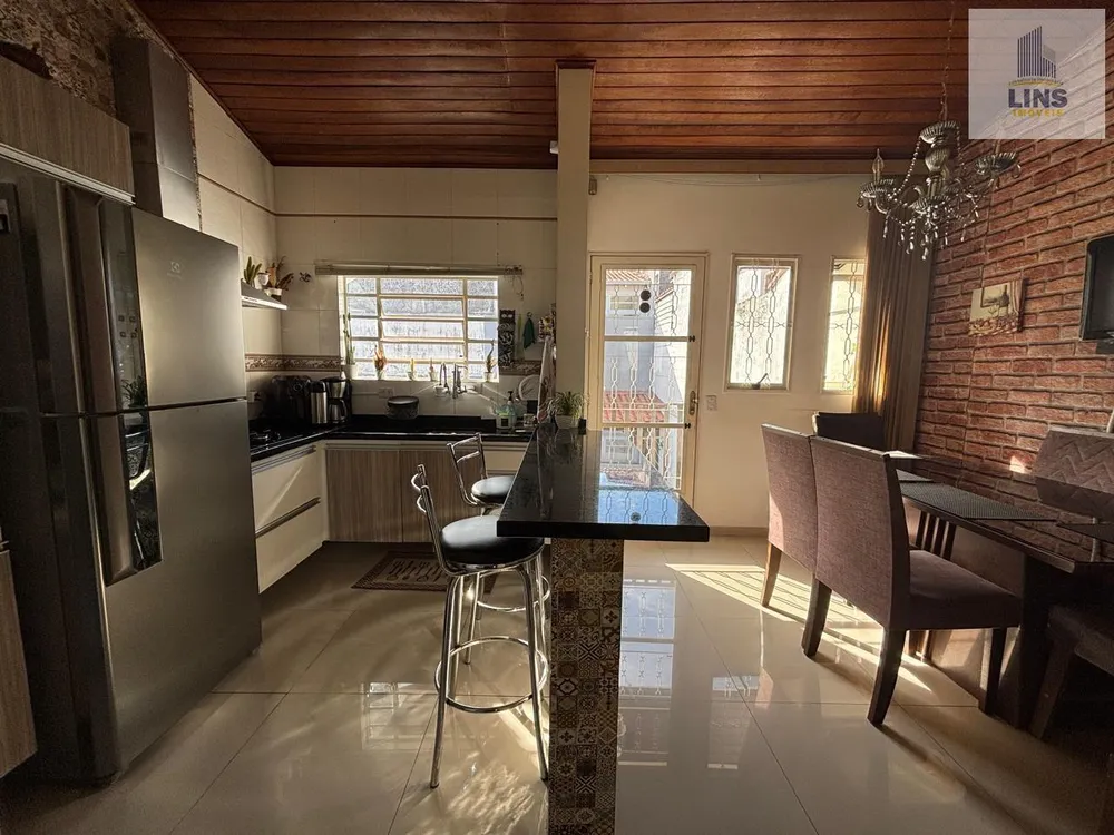 Casa, 3 quartos, 240 m² - Foto 14