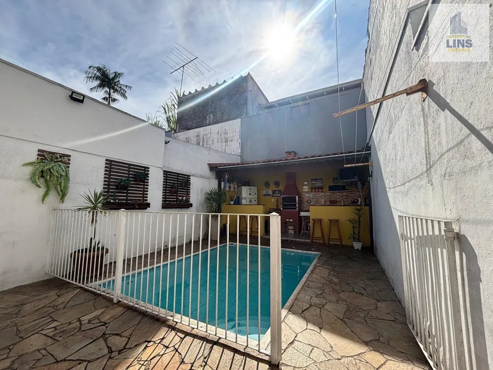 Casa, 3 quartos, 240 m² - Foto 16