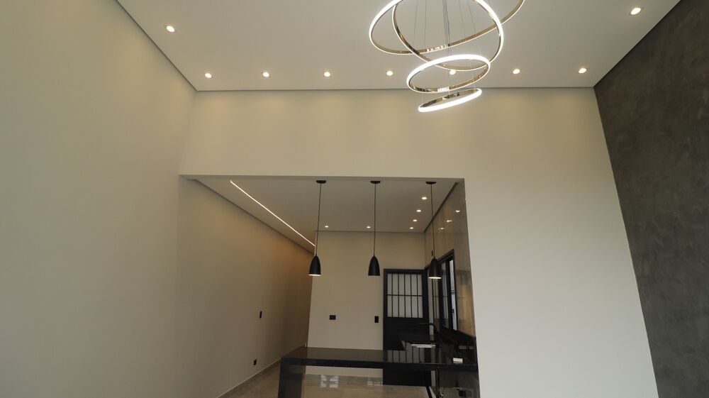 Casa à venda com 2 quartos, 75m² - Foto 4