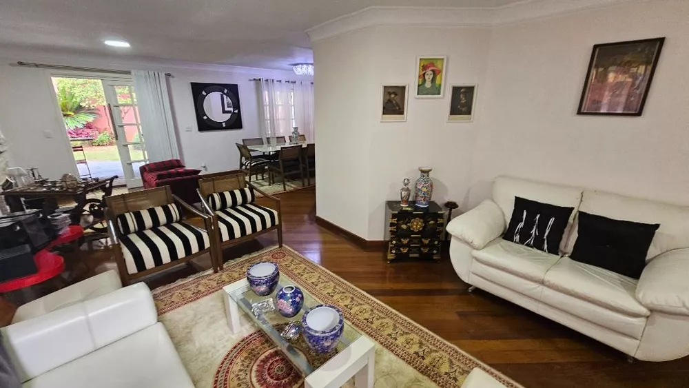 Casa de Condomínio à venda com 3 quartos, 217m² - Foto 3