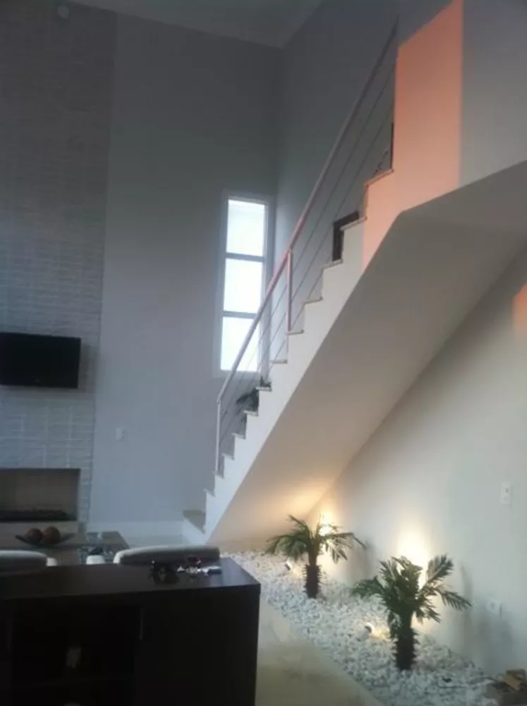 Casa de Condomínio à venda com 3 quartos, 380m² - Foto 3