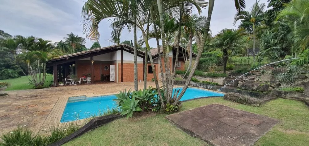 Casa de Condomínio à venda com 4 quartos, 800m² - Foto 2