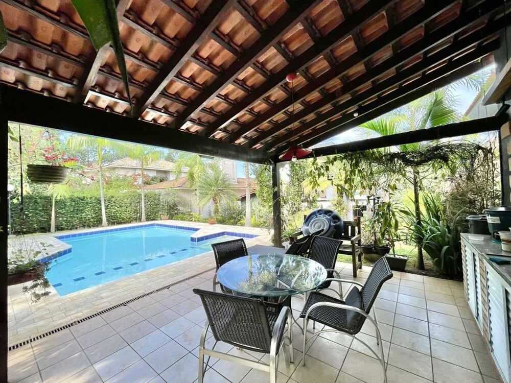 Casa de Condomínio à venda com 4 quartos, 380m² - Foto 4