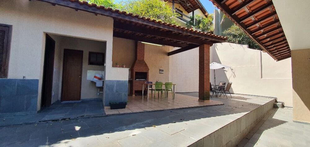 Casa de Condomínio à venda com 3 quartos, 288m² - Foto 4