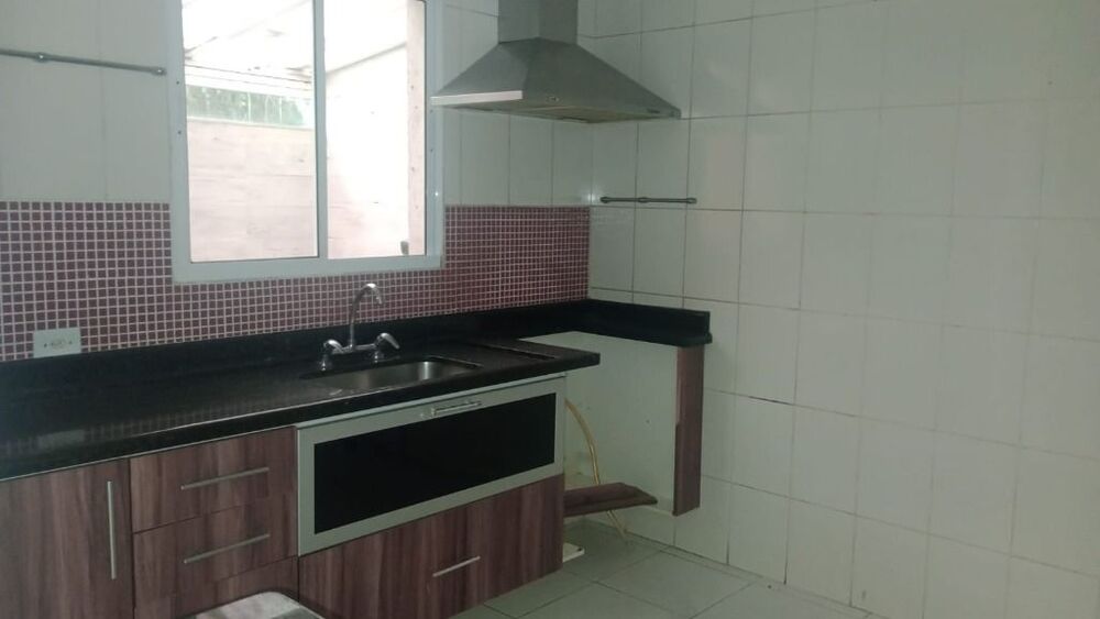 Casa de Condomínio à venda com 3 quartos, 90m² - Foto 1