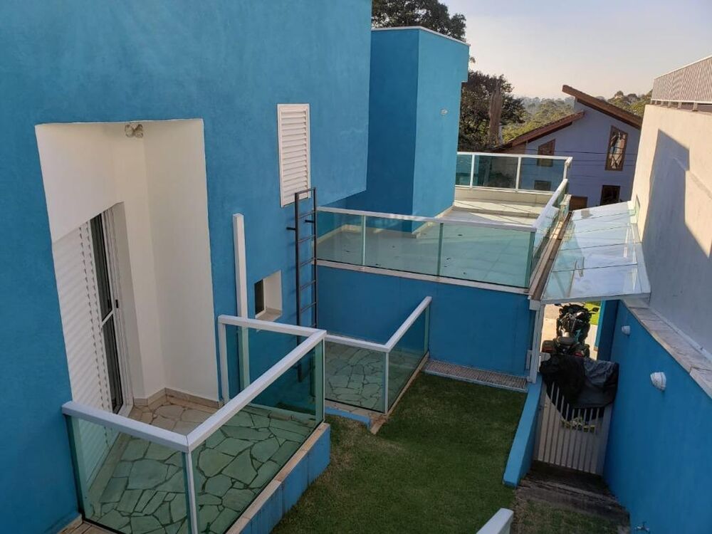 Casa de Condomínio à venda com 4 quartos, 350m² - Foto 2