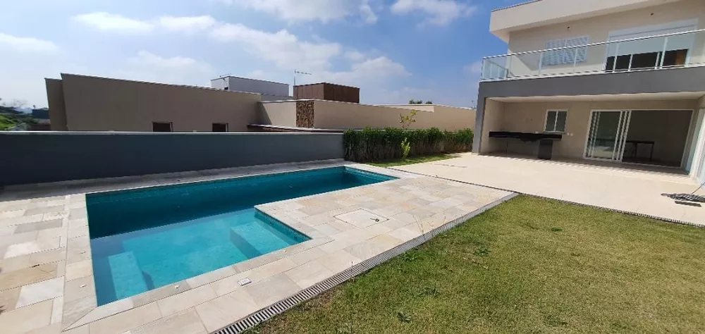 Casa de Condomínio à venda com 4 quartos, 389m² - Foto 3