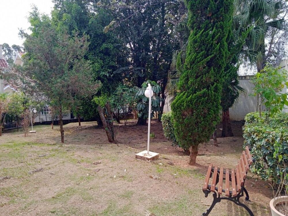Casa de Condomínio à venda com 3 quartos, 211m² - Foto 4