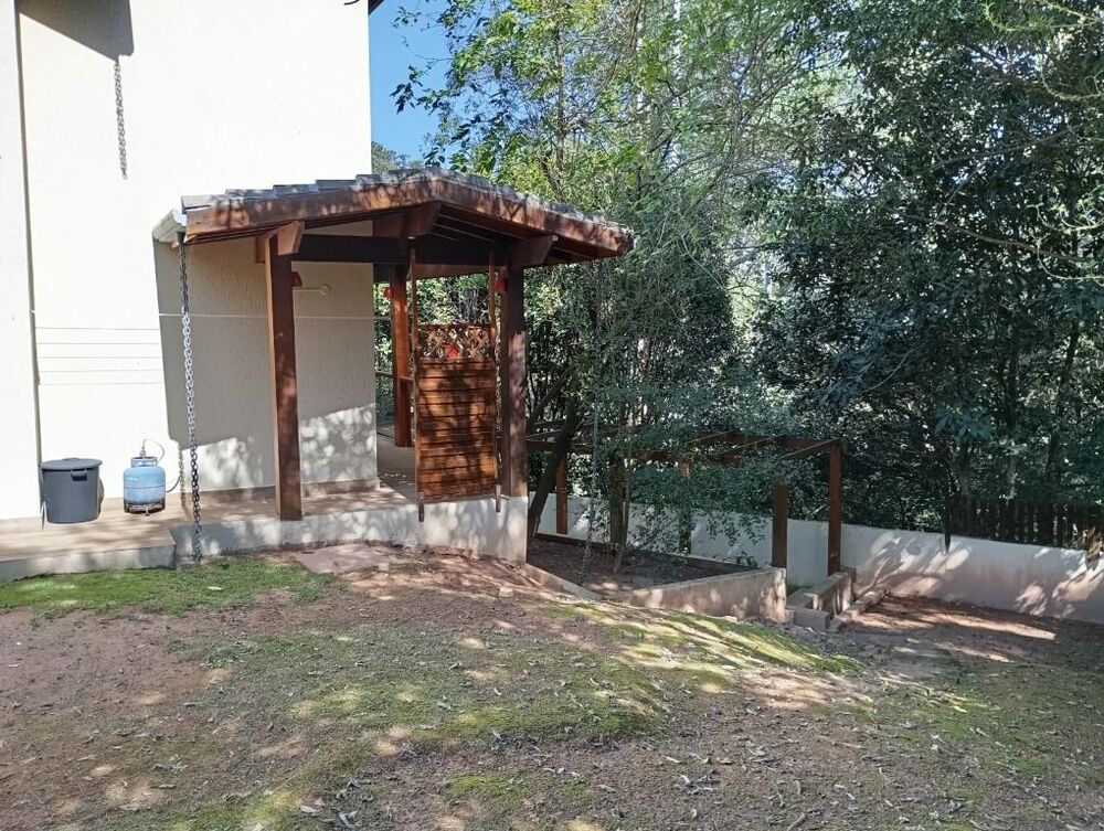 Casa de Condomínio à venda com 4 quartos, 208m² - Foto 3