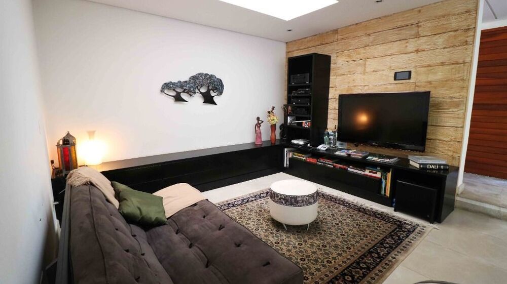 Casa à venda com 4 quartos, 700m² - Foto 7