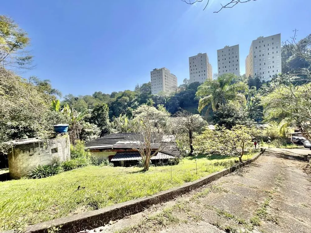 Casa à venda e aluguel com 4 quartos, 700m² - Foto 2