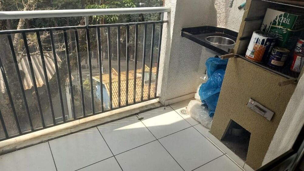 Apartamento à venda com 2 quartos, 70m² - Foto 2