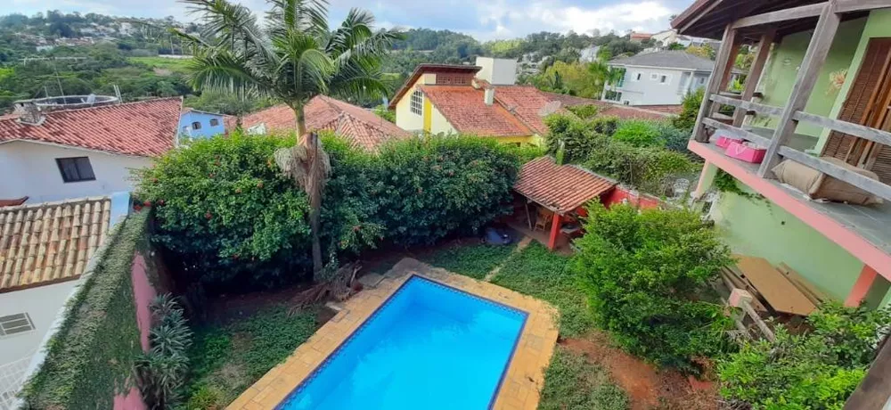 Casa de Condomínio à venda com 4 quartos, 352m² - Foto 1