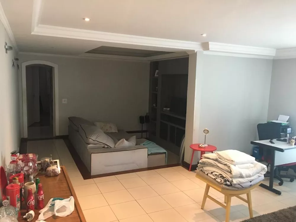 Casa de Condomínio à venda com 3 quartos, 350m² - Foto 3