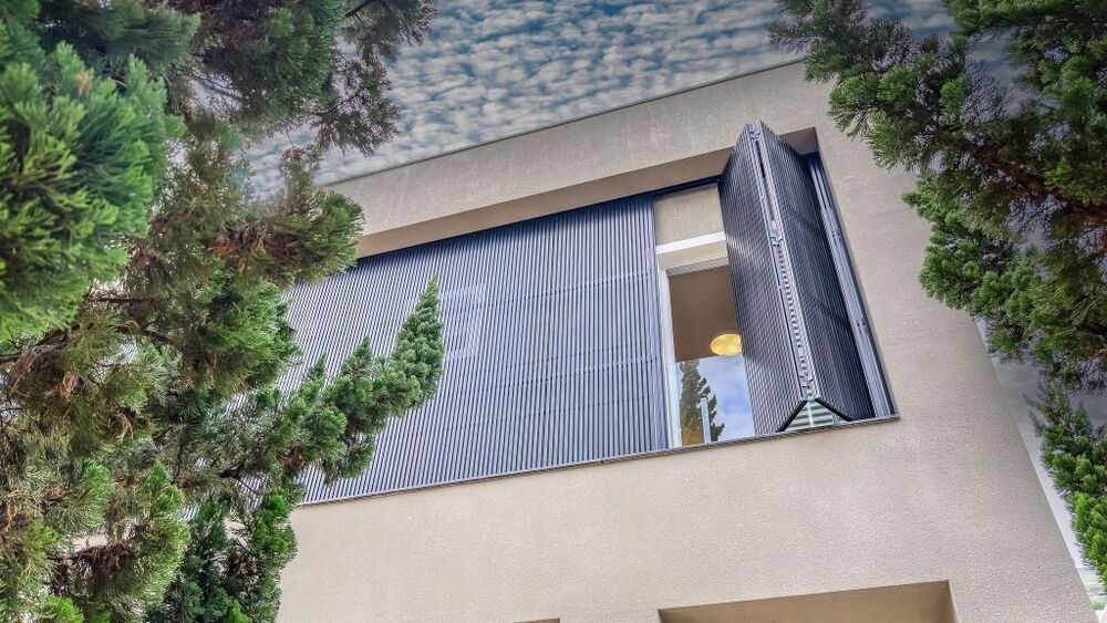 Casa de Condomínio à venda com 4 quartos, 357m² - Foto 1