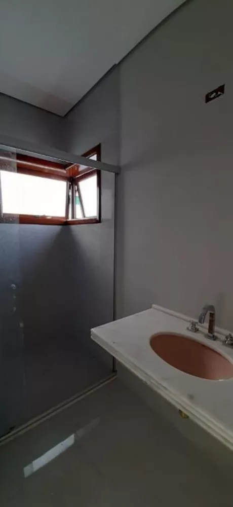 Casa de Condomínio à venda com 4 quartos, 550m² - Foto 22