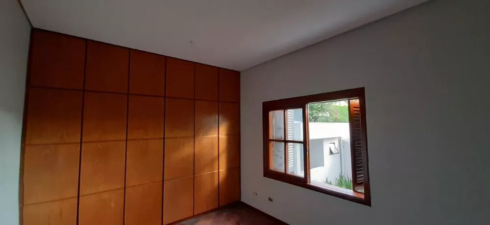 Casa de Condomínio à venda com 4 quartos, 550m² - Foto 19