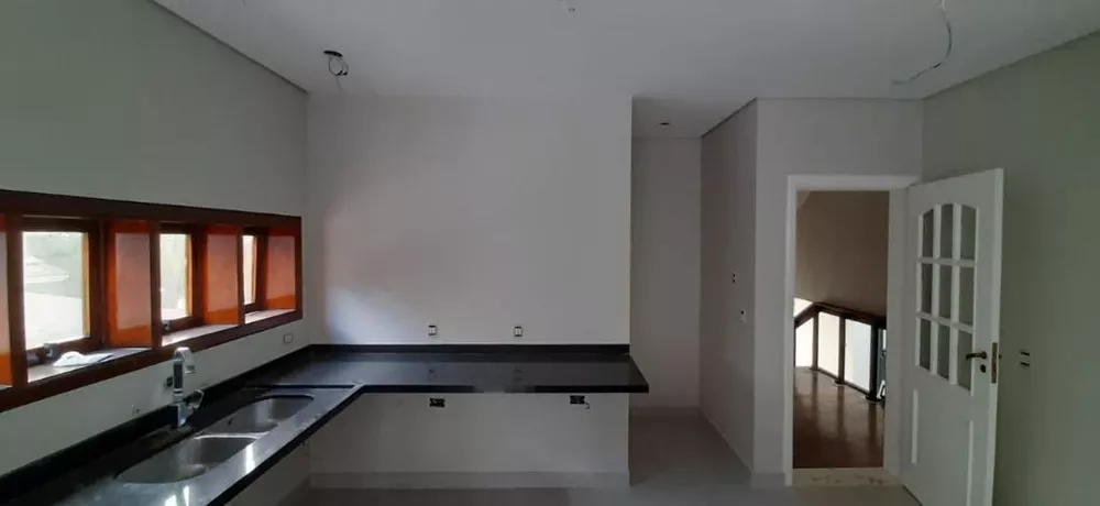 Casa de Condomínio à venda com 4 quartos, 550m² - Foto 30