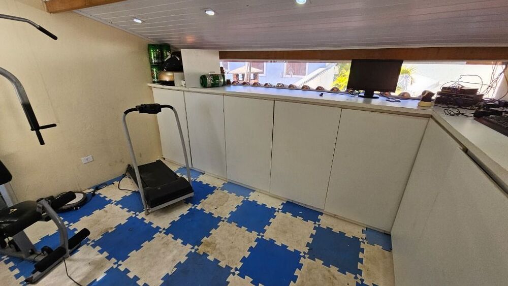 Casa de Condomínio à venda com 3 quartos, 202m² - Foto 3