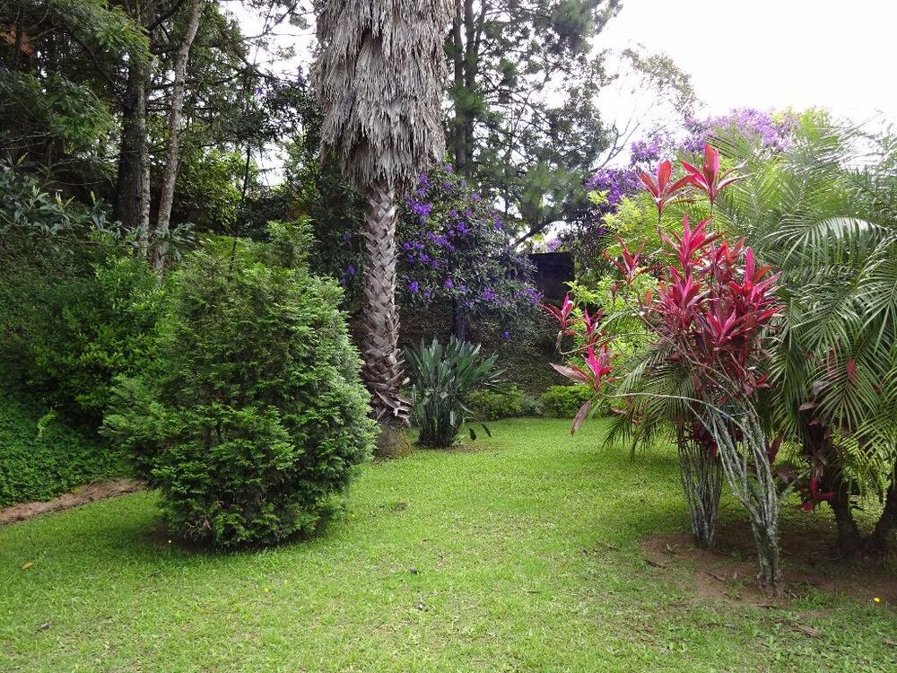 Casa de Condomínio à venda com 3 quartos, 300m² - Foto 1
