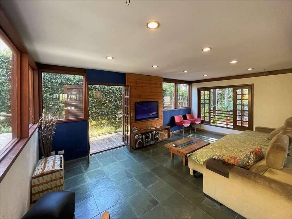 Casa de Condomínio à venda com 4 quartos, 220m² - Foto 6