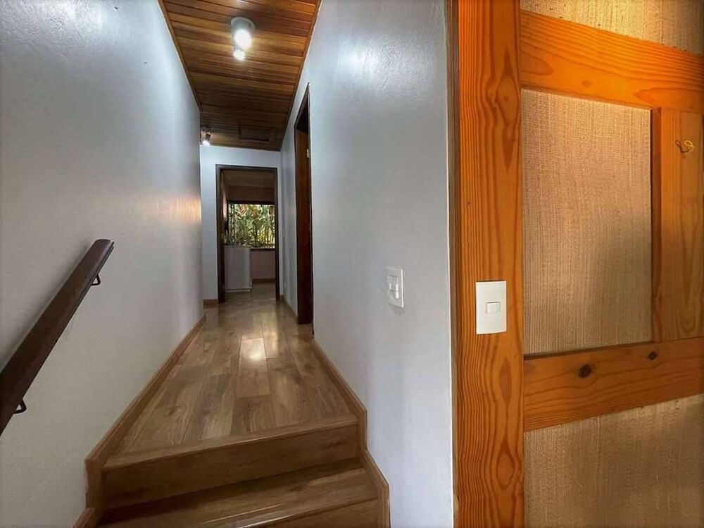 Casa de Condomínio à venda com 4 quartos, 220m² - Foto 11