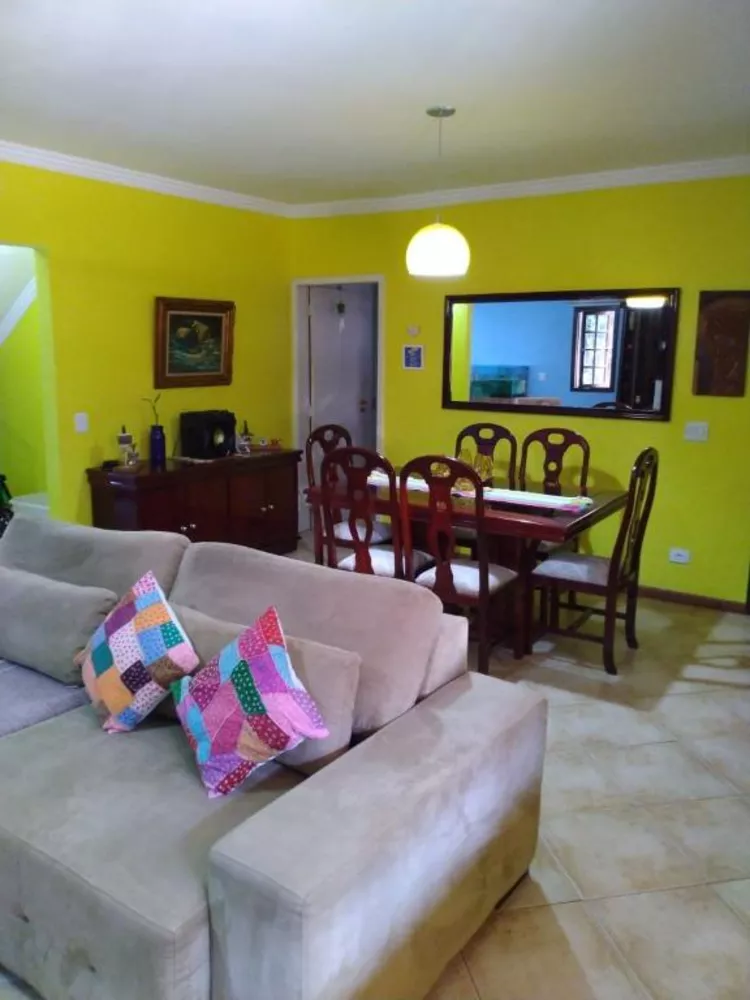 Casa de Condomínio à venda com 3 quartos, 180m² - Foto 3