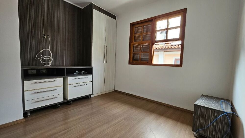 Casa de Condomínio à venda com 4 quartos, 270m² - Foto 10
