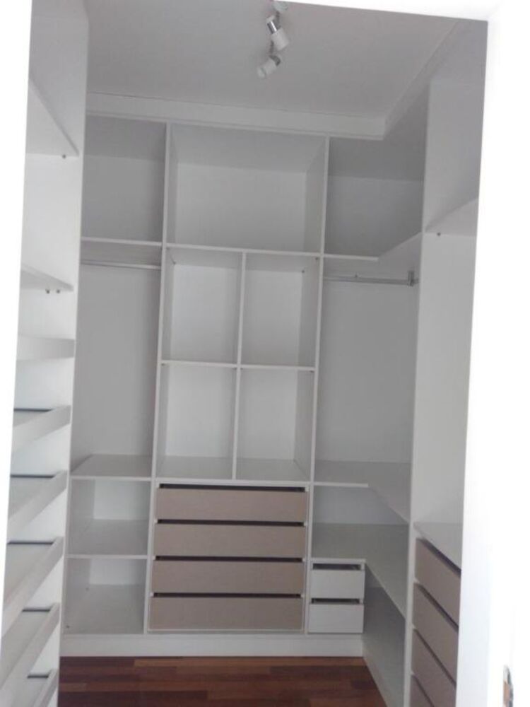 Casa de Condomínio à venda com 4 quartos, 300m² - Foto 2