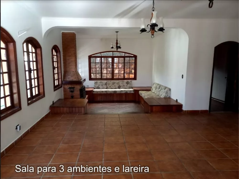 Casa de Condomínio à venda com 3 quartos, 560m² - Foto 2