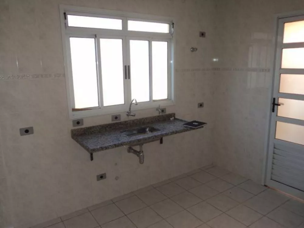 Casa de Condomínio à venda com 3 quartos, 90m² - Foto 4