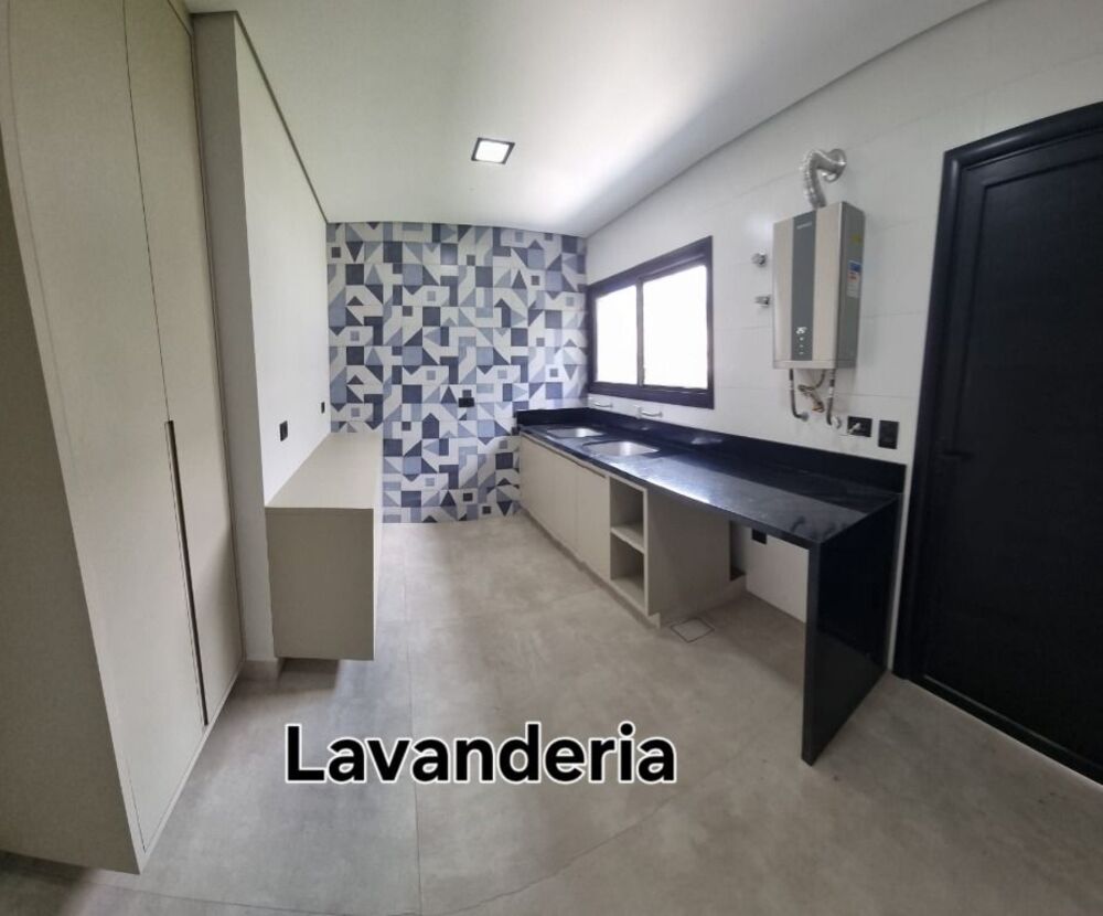 Casa de Condomínio à venda com 4 quartos, 319m² - Foto 3