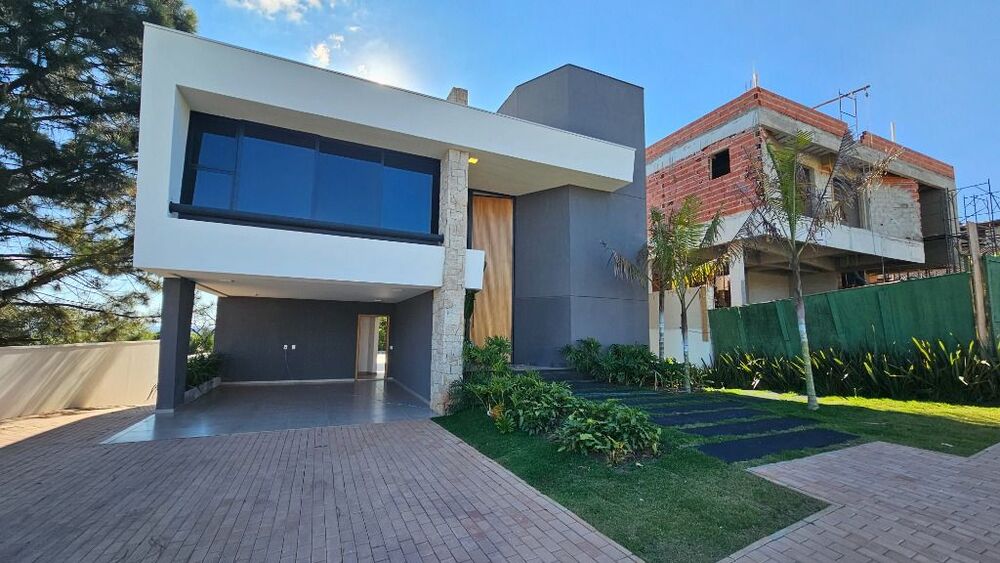 Casa de Condomínio à venda com 5 quartos, 540m² - Foto 1