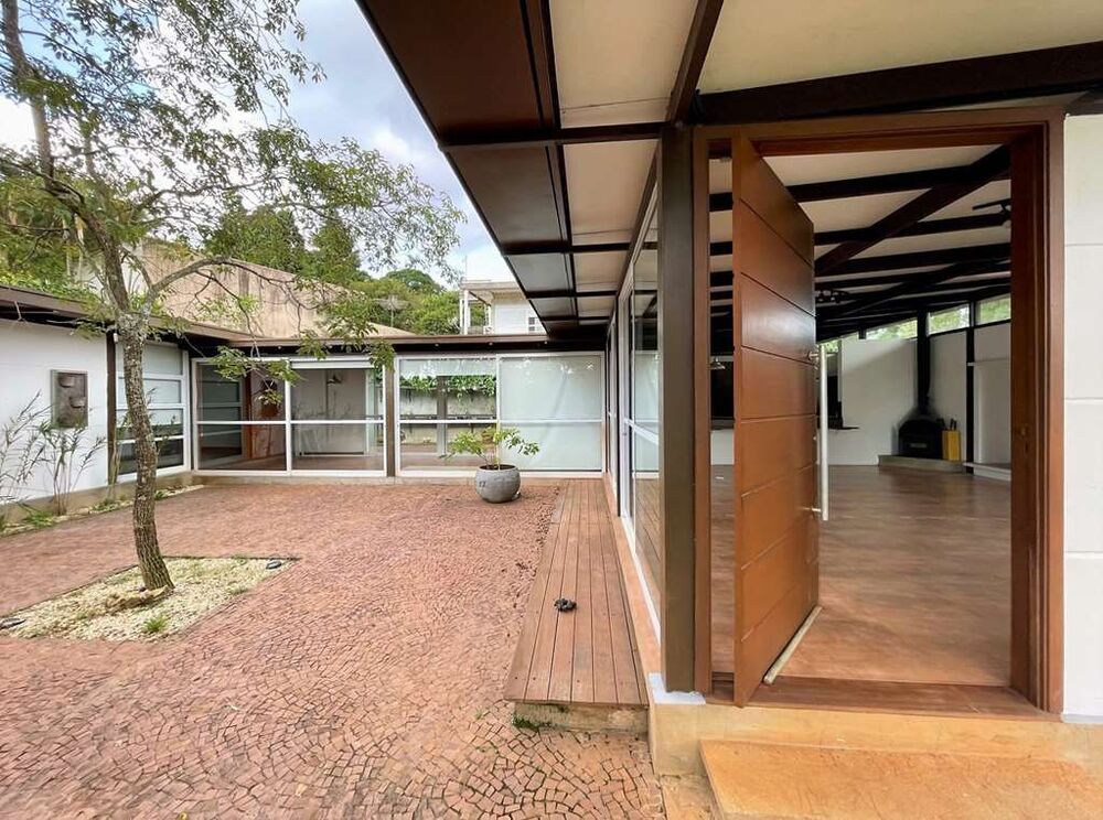 Casa, 3 quartos, 210 m² - Foto 1