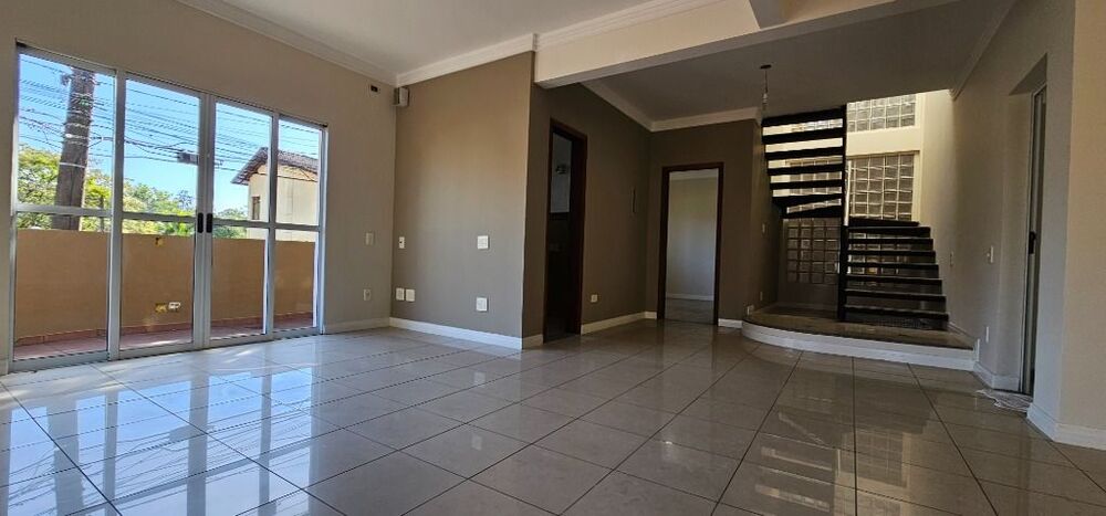 Casa de Condomínio, 5 quartos - Foto 1