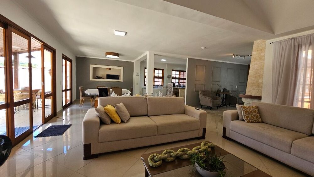 Casa de Condomínio, 4 quartos - Foto 1